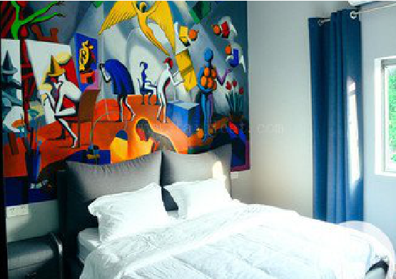 灵川对于酒店的墙体彩绘而言更注重哪些方面？